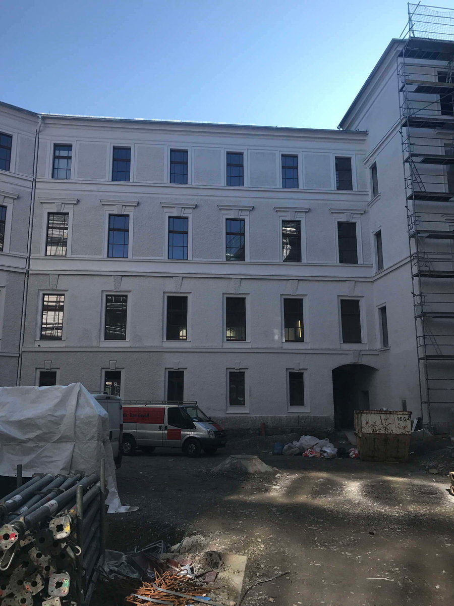 Fassadensanierung an Altbau durch die Tokalic Bau GmbH